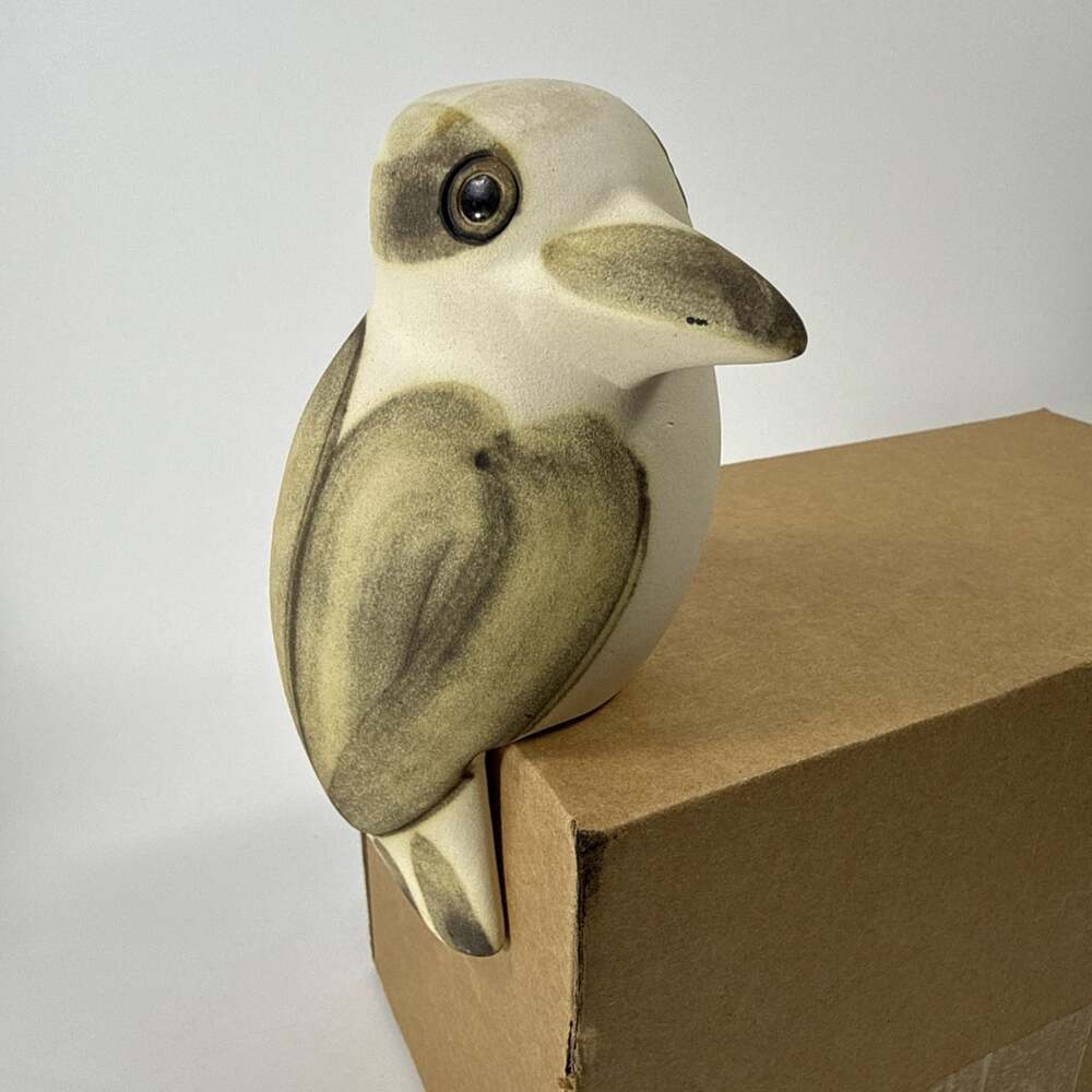 Vtg Kangaroo Valley Pottery Kookaburra Bird Pirched  L1